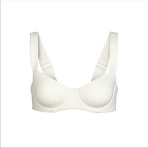 COPY - SKIMS WIDE STRAP BALCONETTE BRA